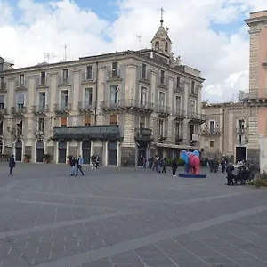 Palazzo La Piana , Aeroporto di Catania Fontana Rossa Italia